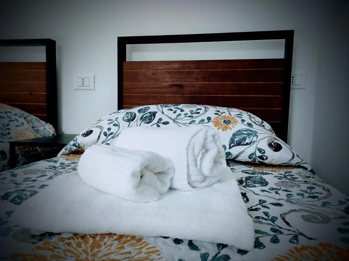 Bed On The Rocks Apartment Finale Ligure 0*,