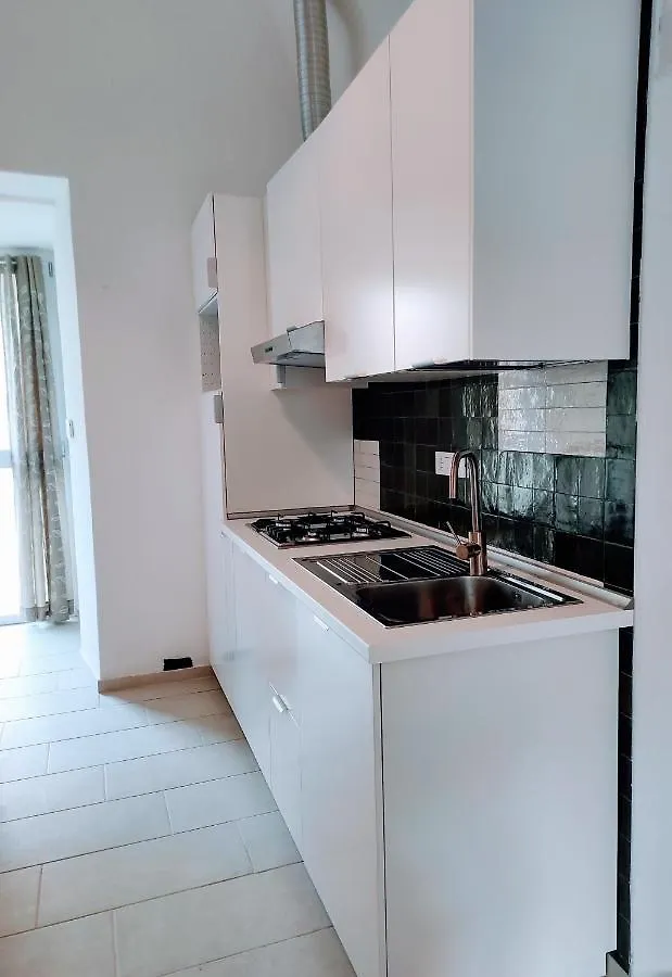 Bed On The Rocks Apartment Finale Ligure 0*,