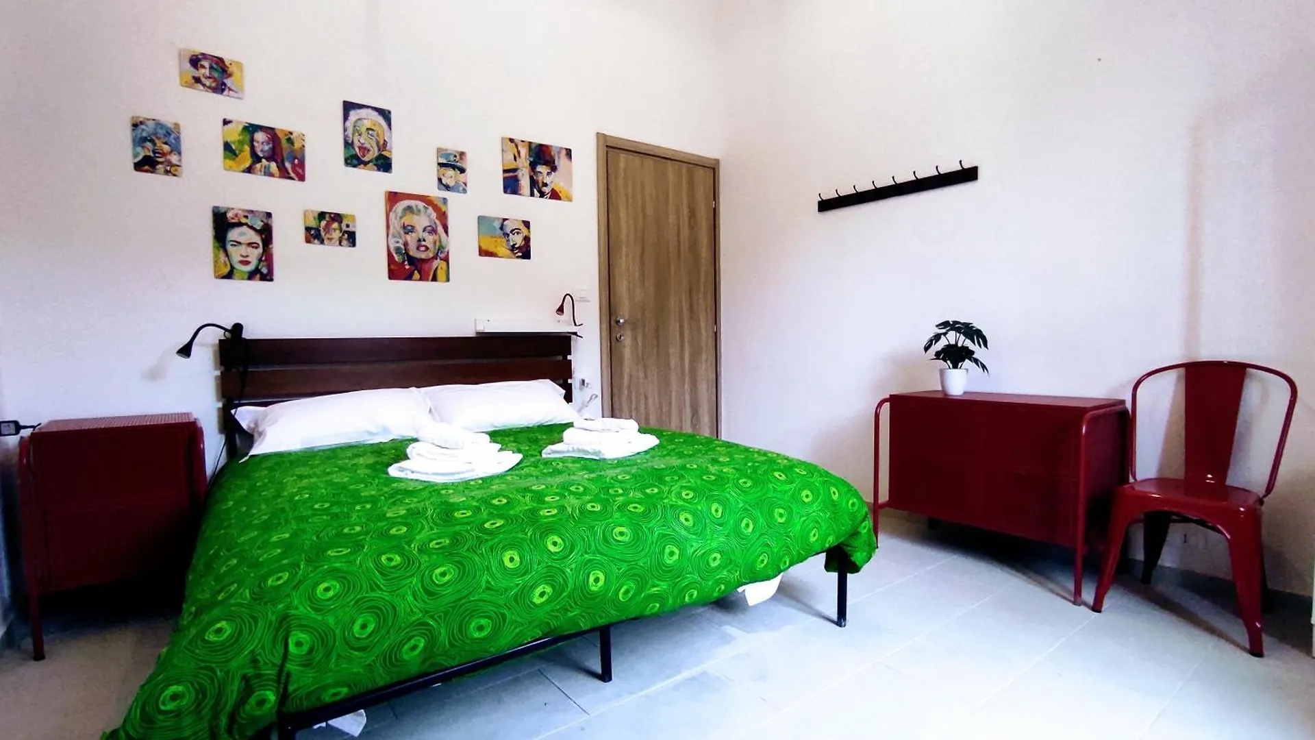 Bed On The Rocks Apartment Finale Ligure Italy