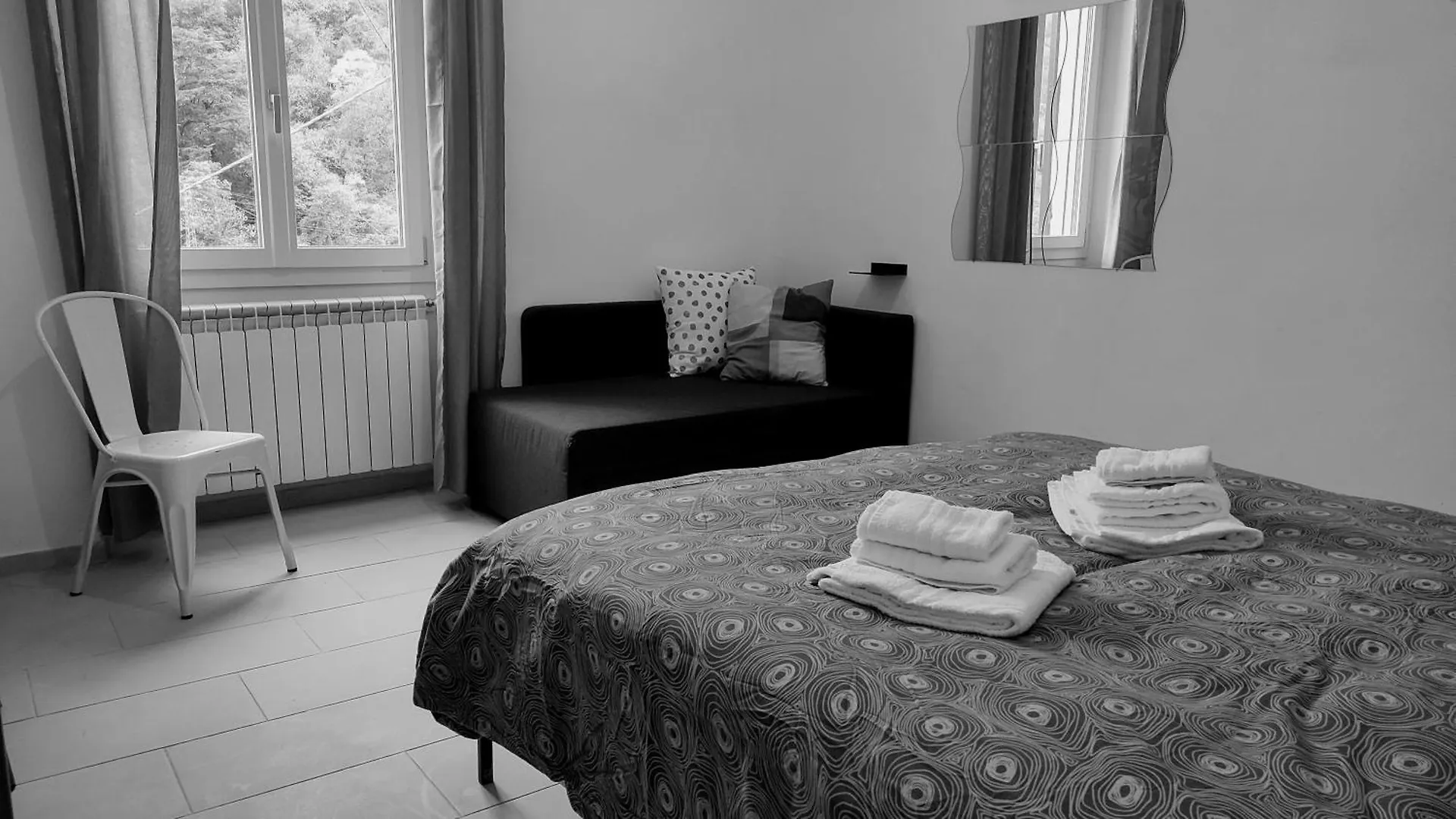 Bed On The Rocks Apartment Finale Ligure